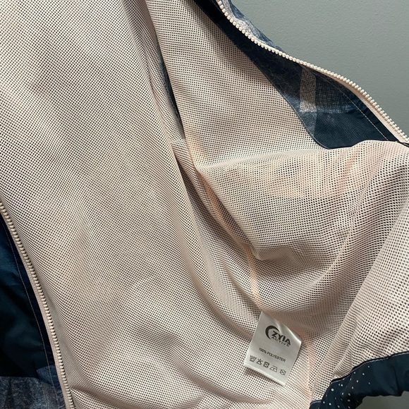 - ZYIA Colorful Windbreaker - Picture 5 of 7